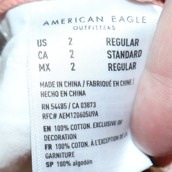 American Eagle White Multi Color Striped High Rise Mom Jeans Women's Size 2 - Picture 9 of 9